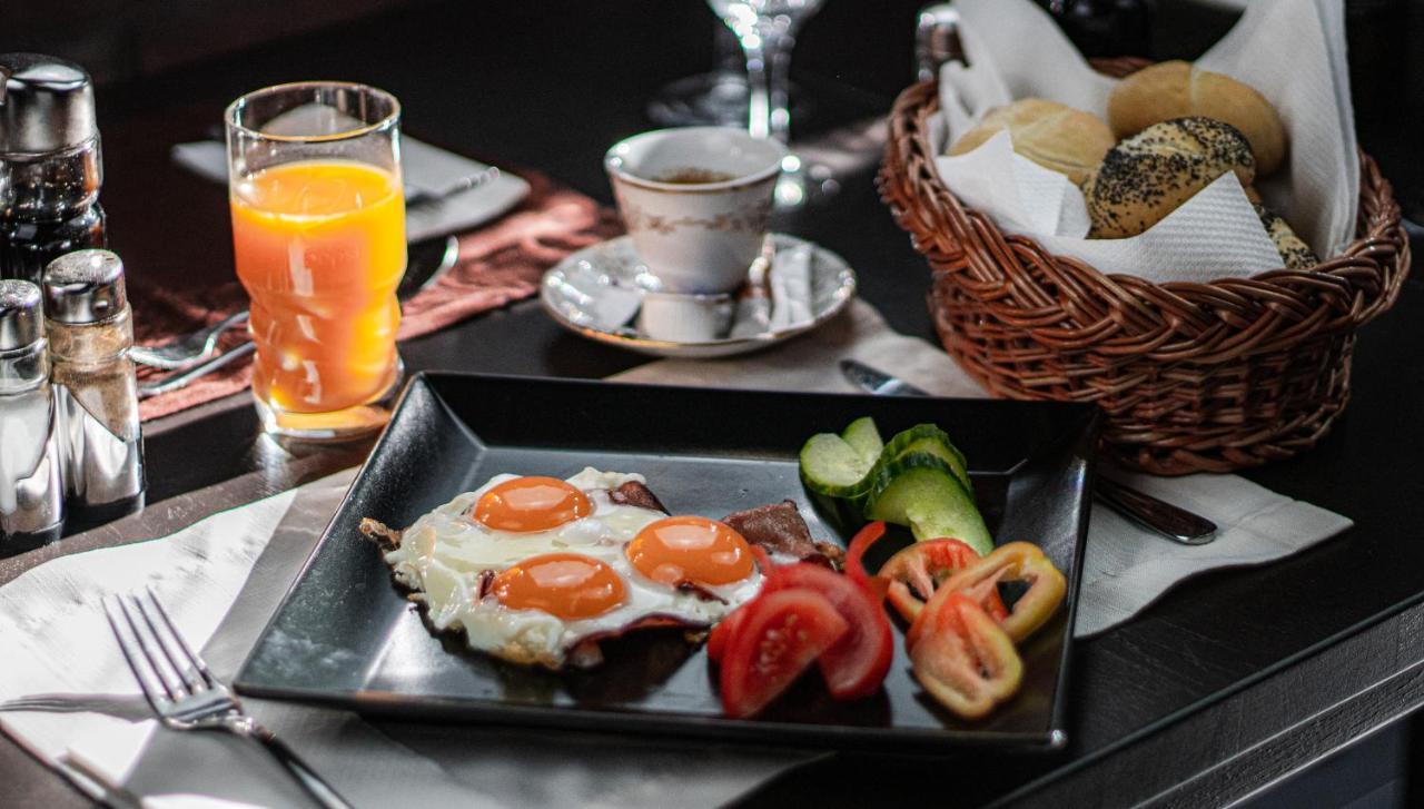 Fakapu Pince Es Panzio Bed & Breakfast Tokaj Exterior foto